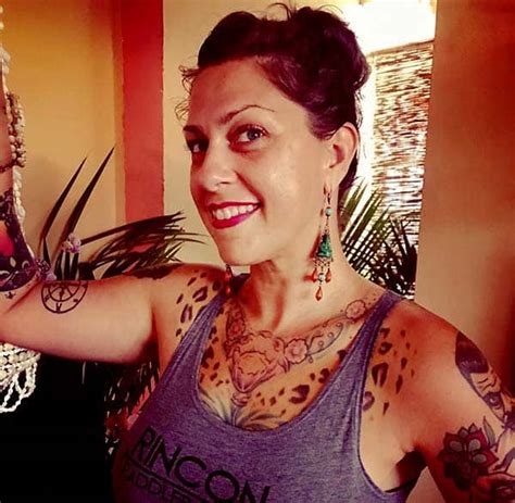 danielle on the pickers|why is danielle colby leaving american pickers.